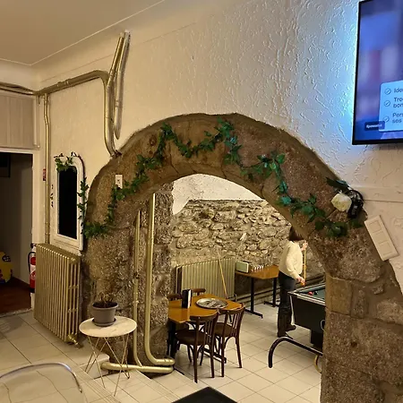 Le Cafe Du Commerce